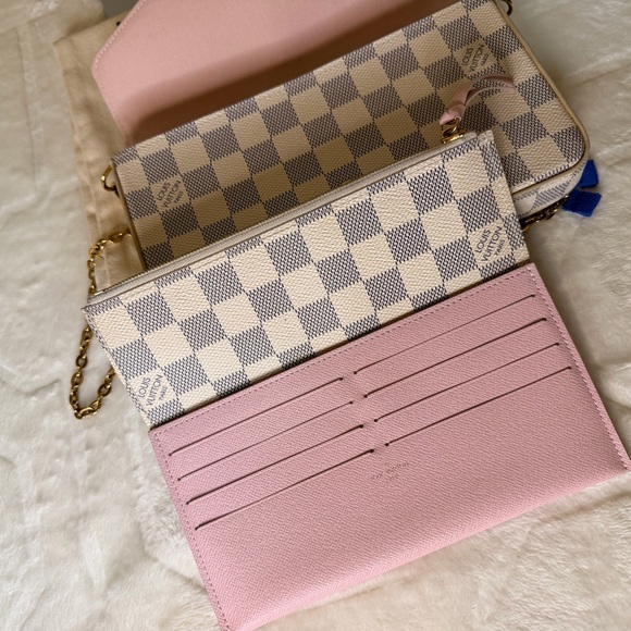 Louis Vuitton Pochette Félicie in Damier Azur canvas. - Picture 11 of 16